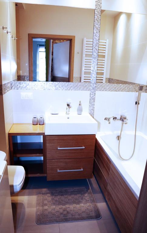 Apartament Teresa W Uniejowie 外观 照片
